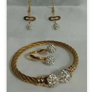Jewelry Set - Bracelet, Earrings and Ring